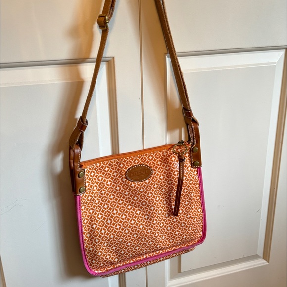 Gently used Fossil purse - Picture 2 of 4